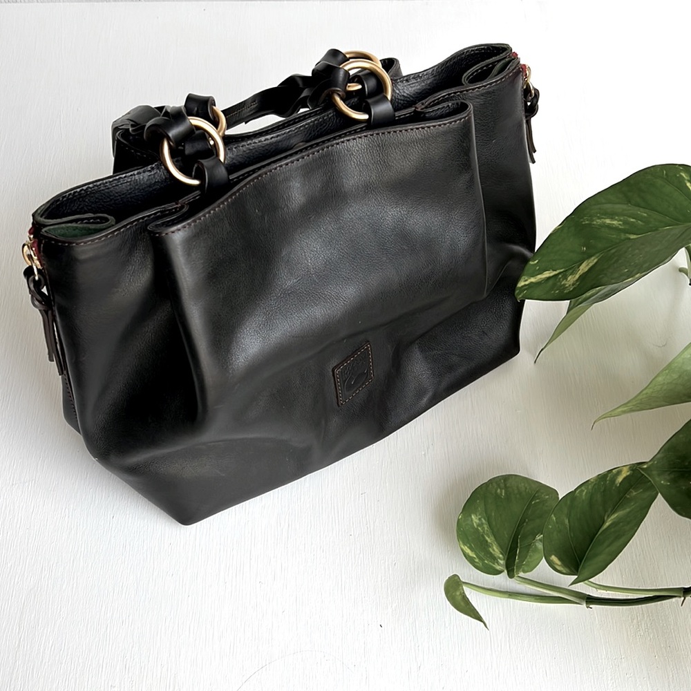 Dooney & Bourke Black Leather Shoulder Bag Purse